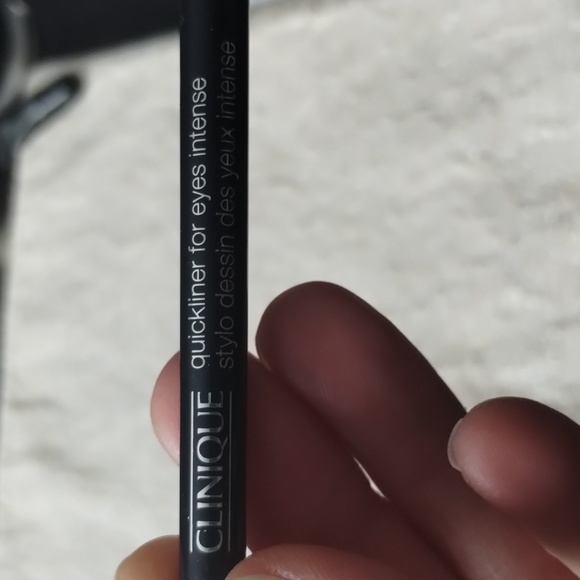Clinique eyeliner  - 01 intense black - Picture 3 of 5